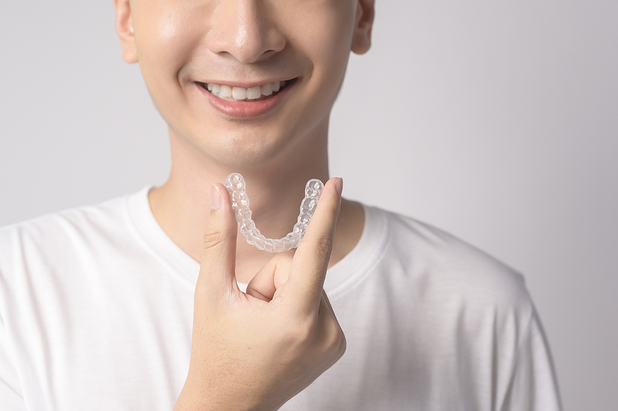 The Comprehensive Guide to Invisalign: What You Need to Know Before Starting Treatment